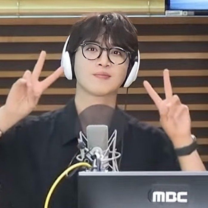 A moment captured by a fan of Hwang Yunsung