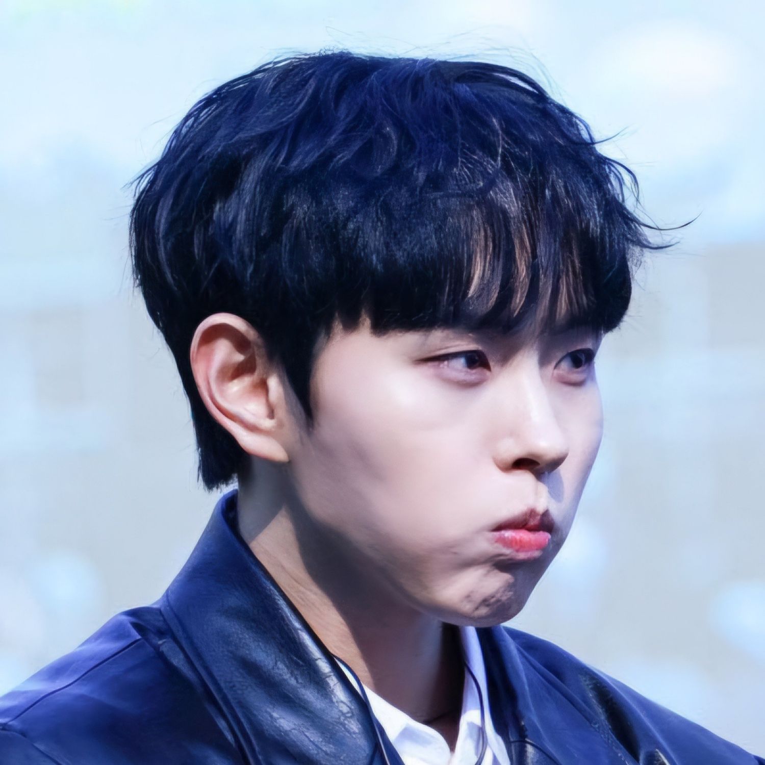 Behind-the-scenes cut of Lee Byeongchan
