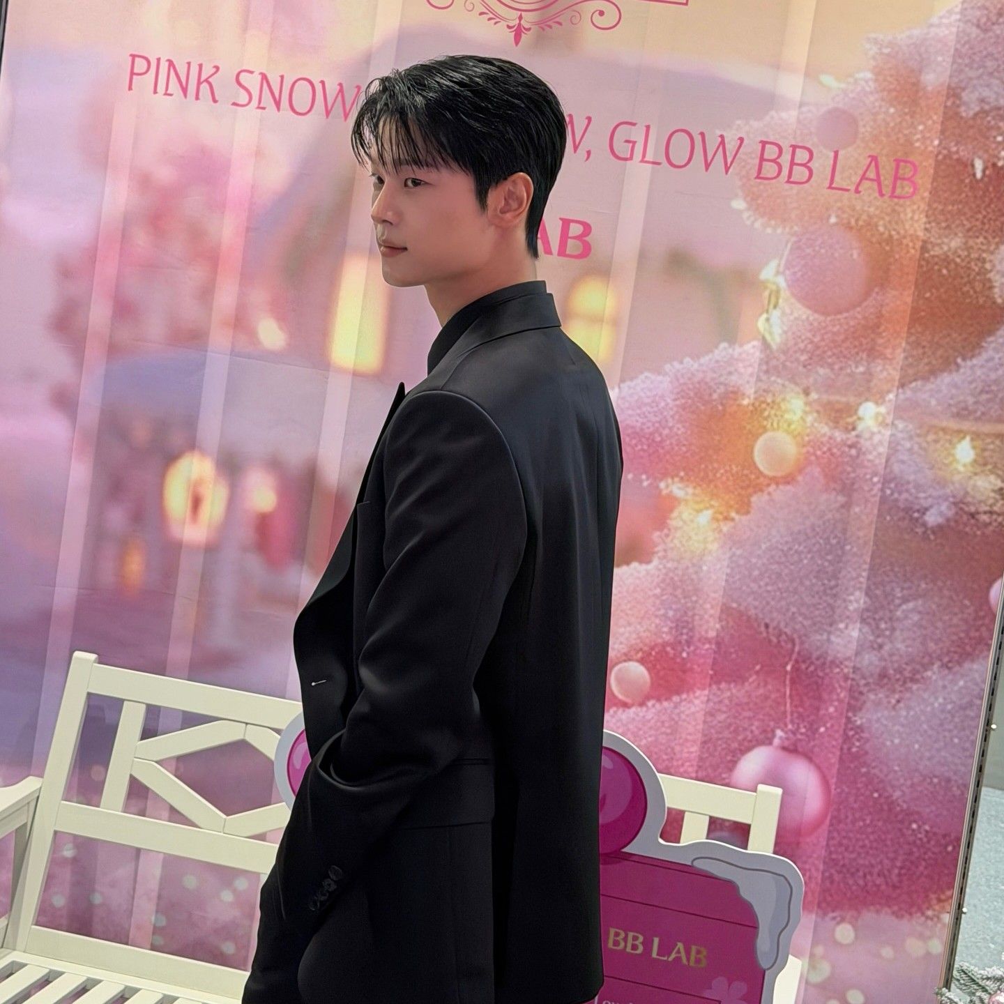 Recent activity shot of Cha Hakyeon (N)