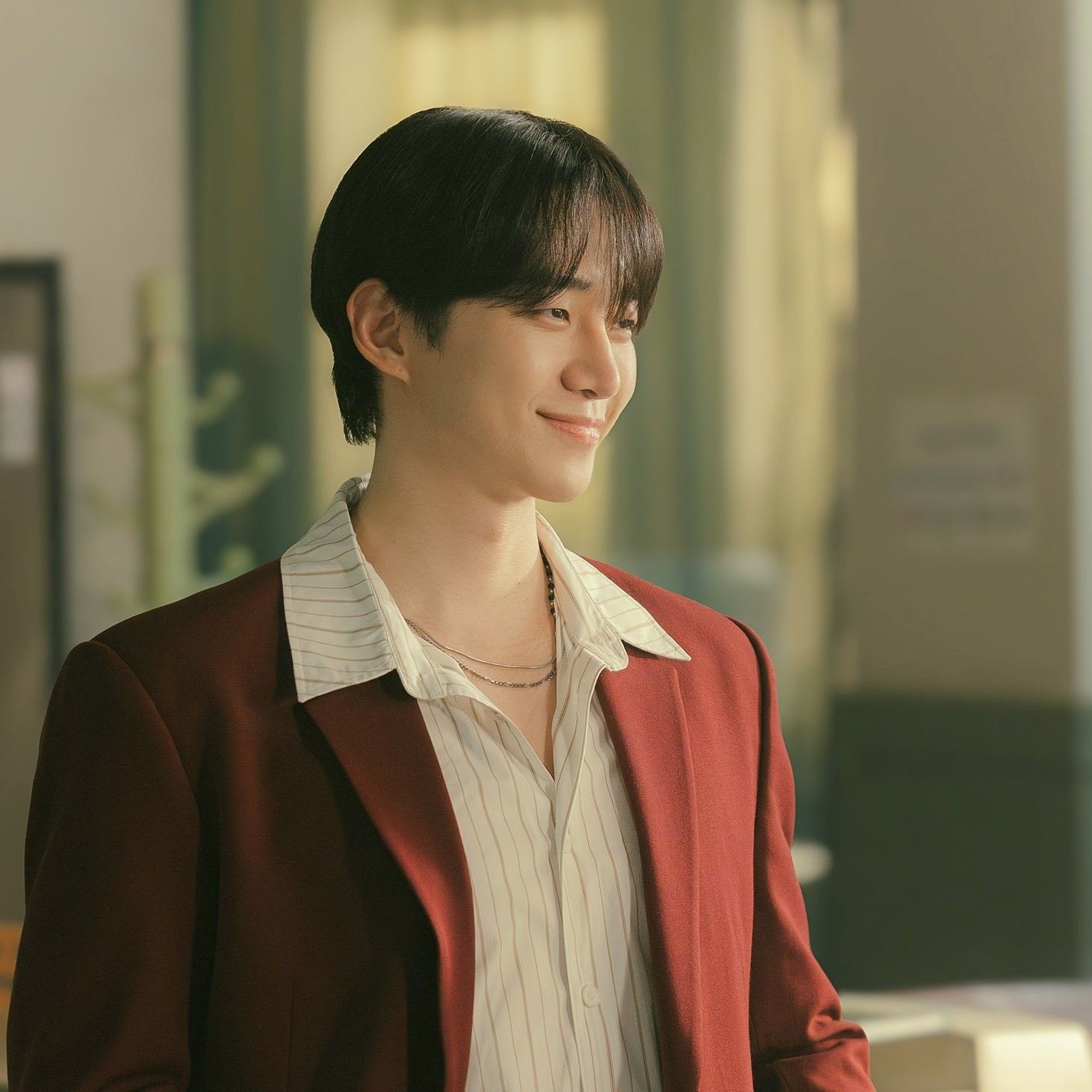 イ・ジュノの最近の活動ショット