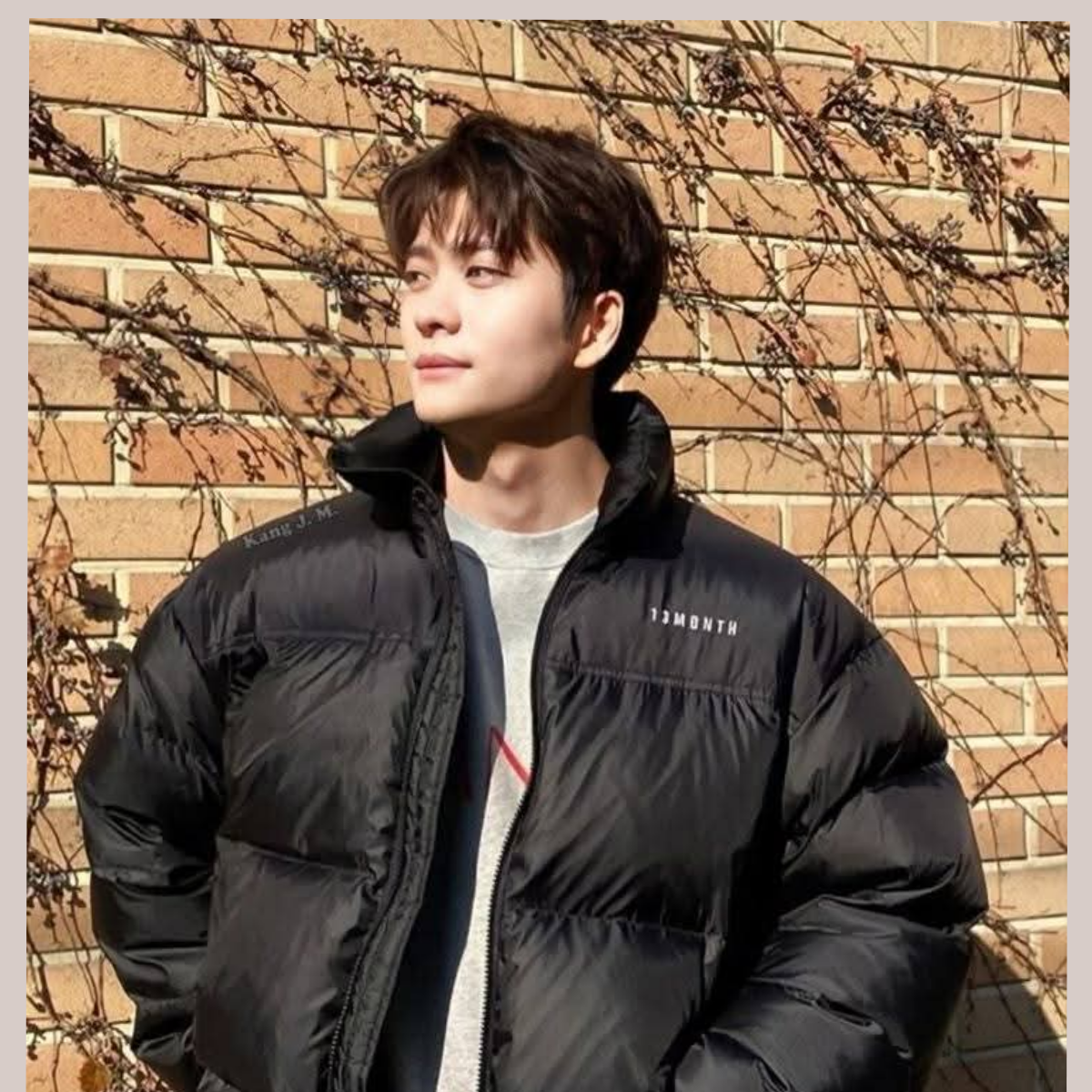 A moment captured by a fan of Kang Taeoh