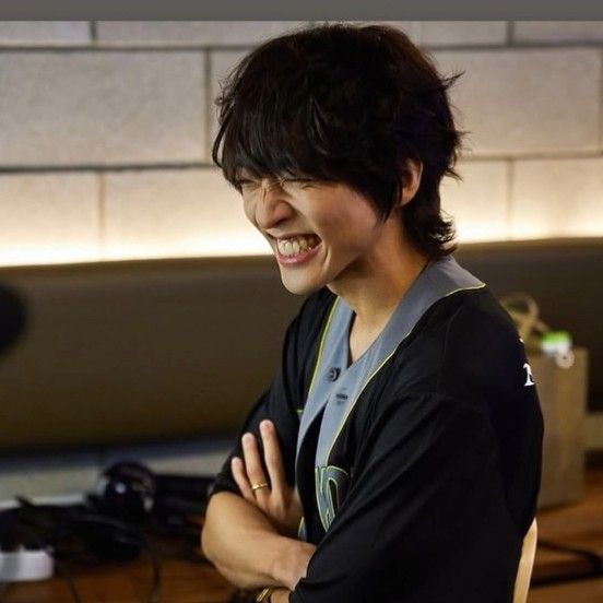 Behind-the-scenes cut of Lee Seungyoon