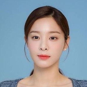 Latest photo of Seol Inah