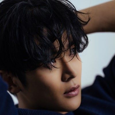 Behind-the-scenes cut of Rowoon