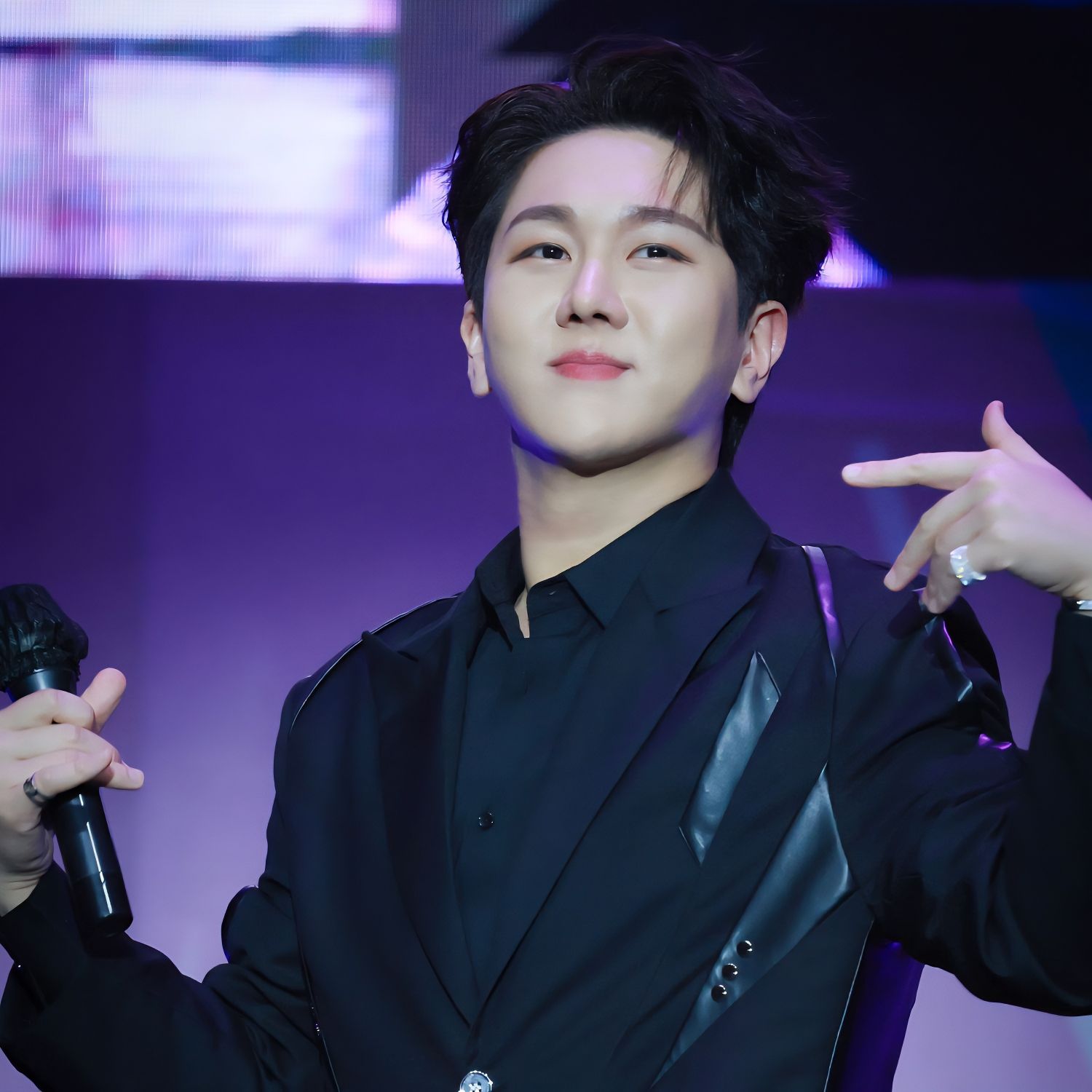A moment captured by a fan of Kim Soochan