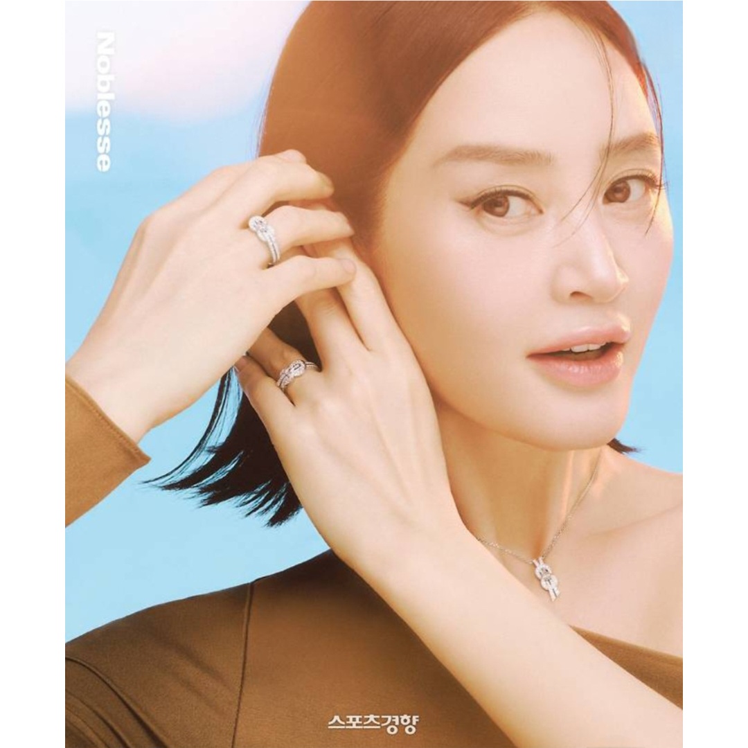 A moment captured by a fan of Kim Hyesoo