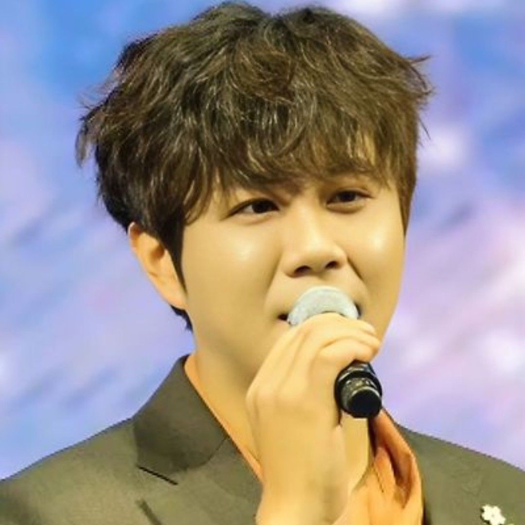 진해성의 비하인드 컷