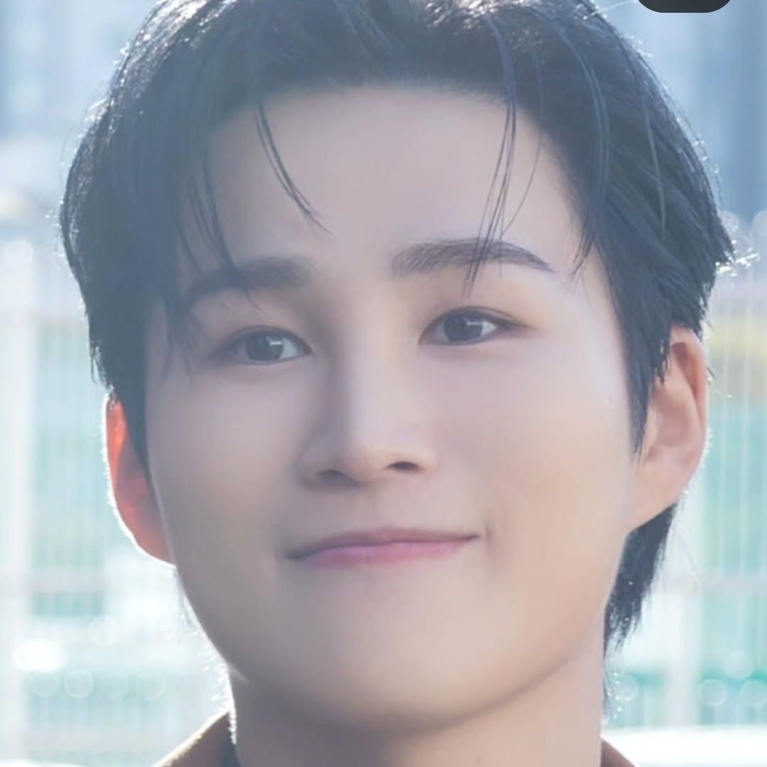 Cuplikan di balik layar dari Kim Heejae