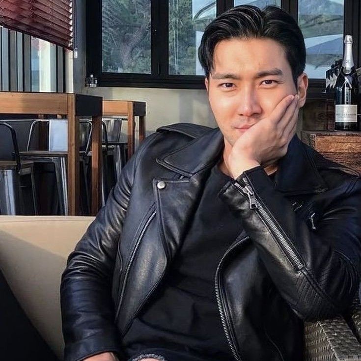 A moment captured by a fan of Choi Siwon