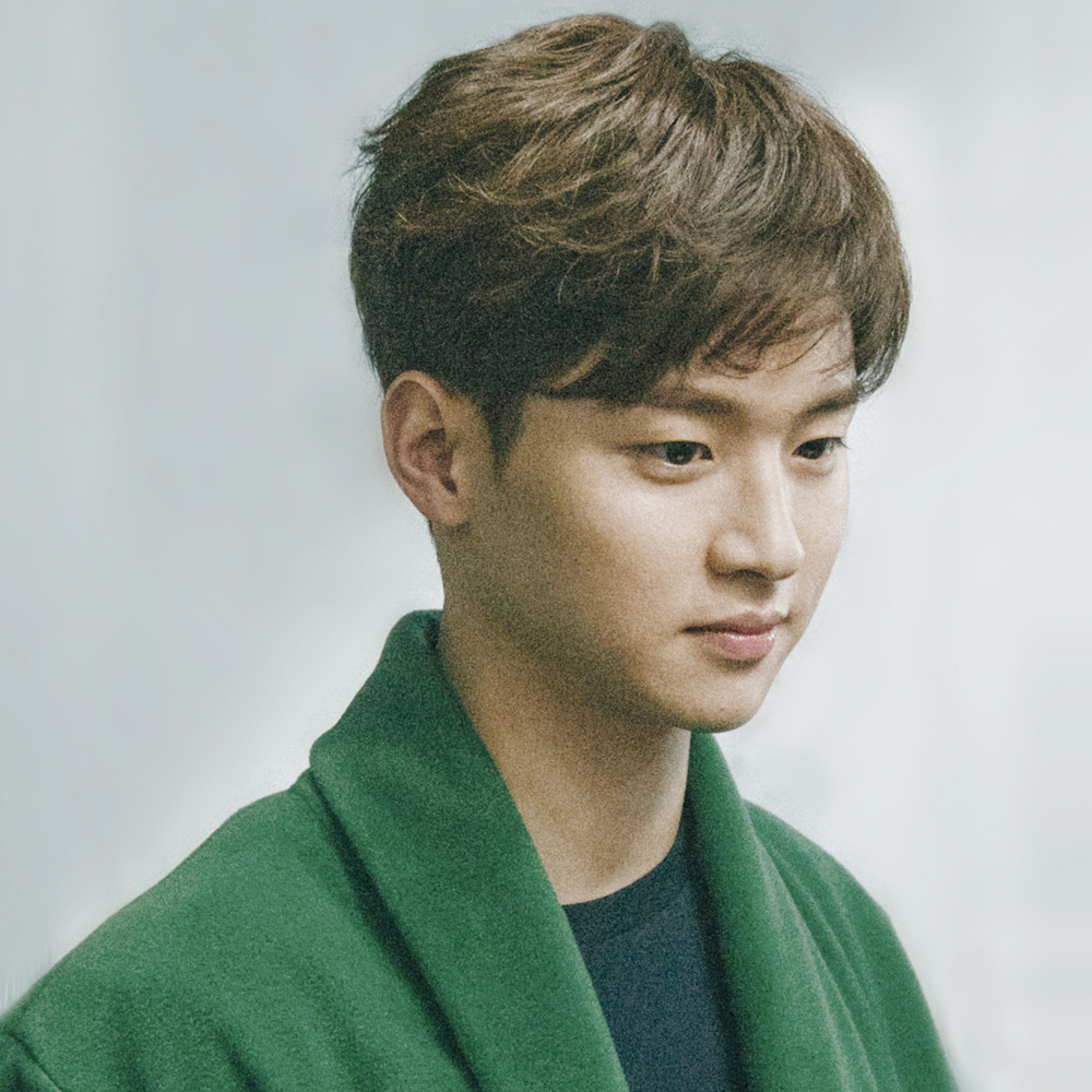 Recent activity shot of Jang Dongyoon