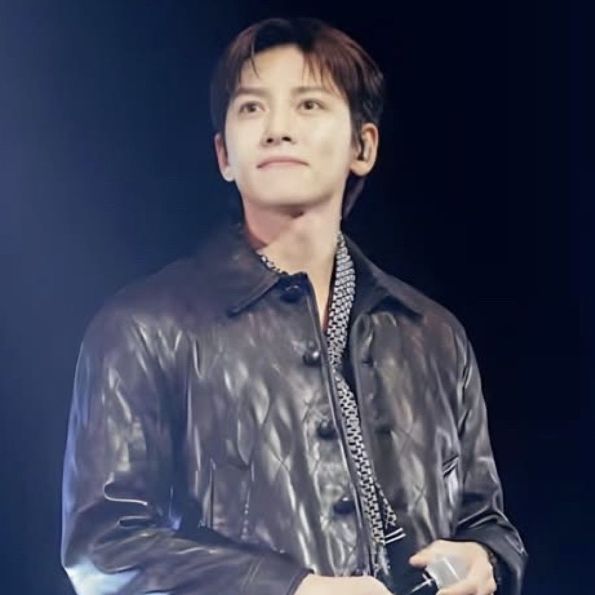 池昌旭的最新照片