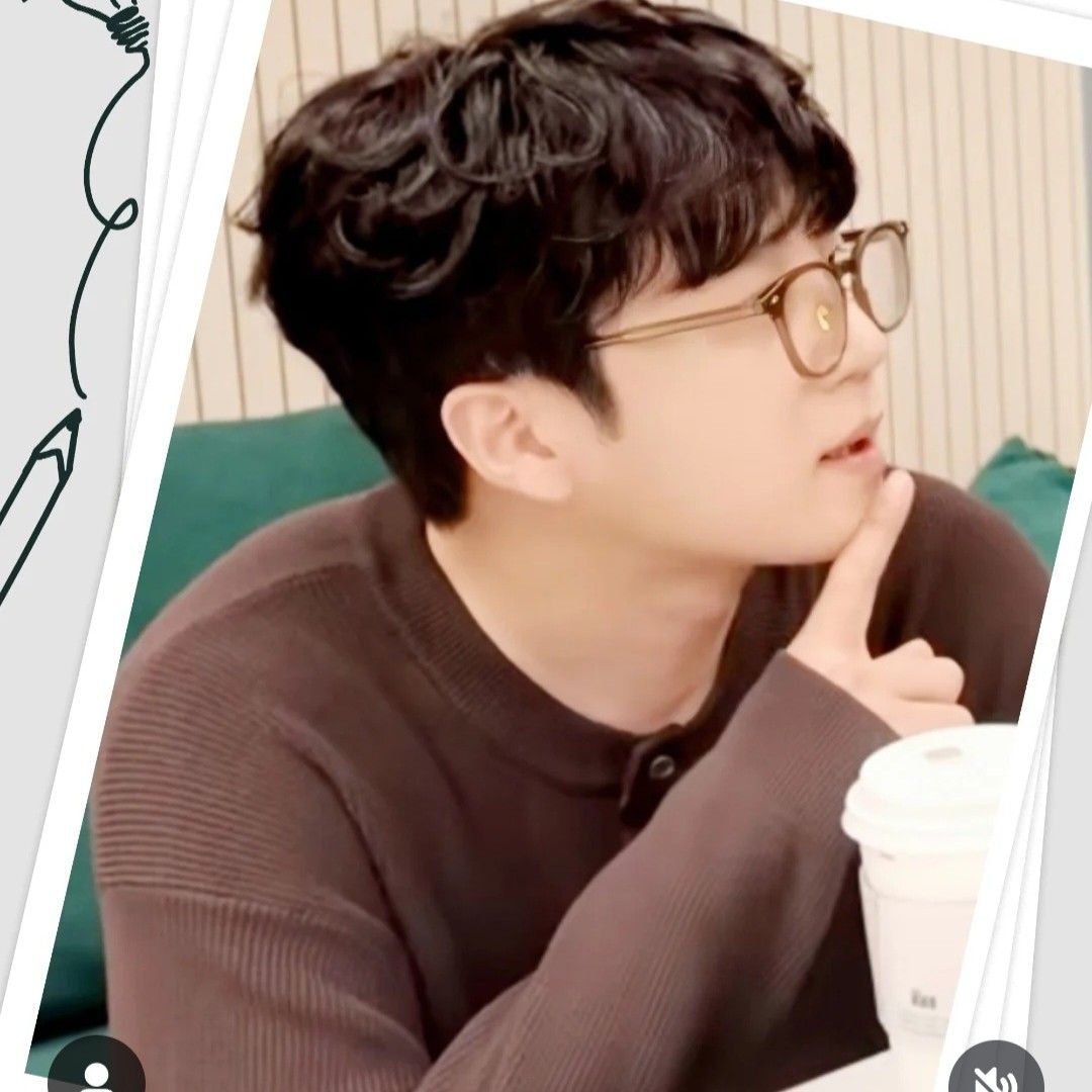 Recent activity shot of Park Jihoo (Mr. Trot 3)