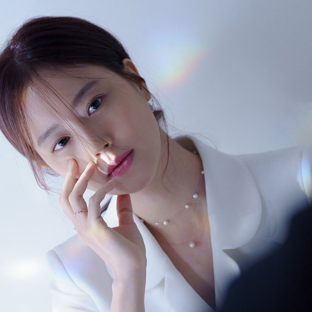 Recent activity shot of Moon Chaewon