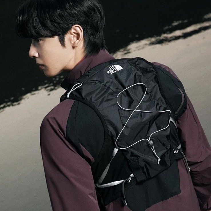 Recent activity shot of Cha Eunwoo