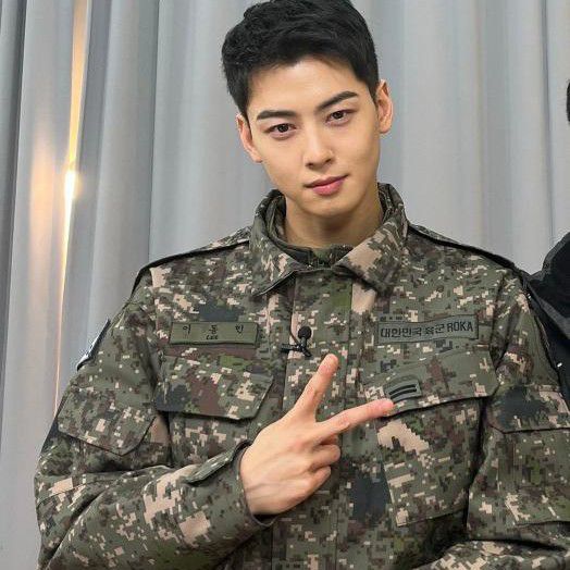 粉丝拍下的车银优瞬间