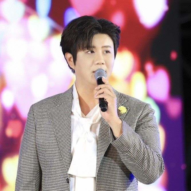 진해성 최근 활동샷