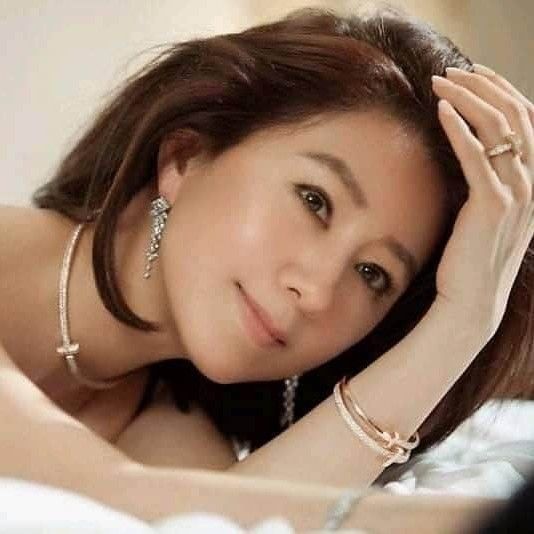 Latest photo of Kim Heeae