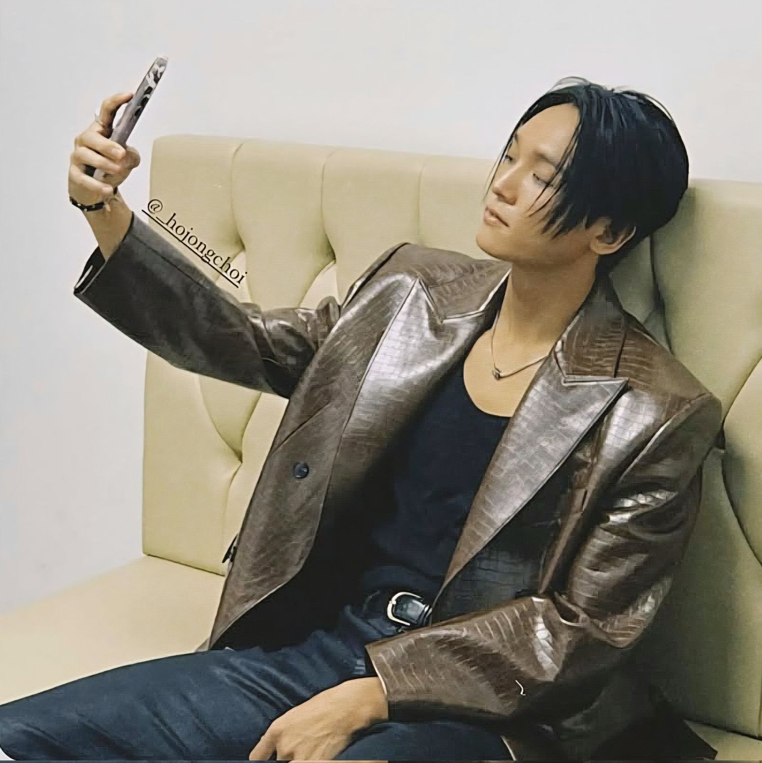 Behind-the-scenes cut of Choi Hojong