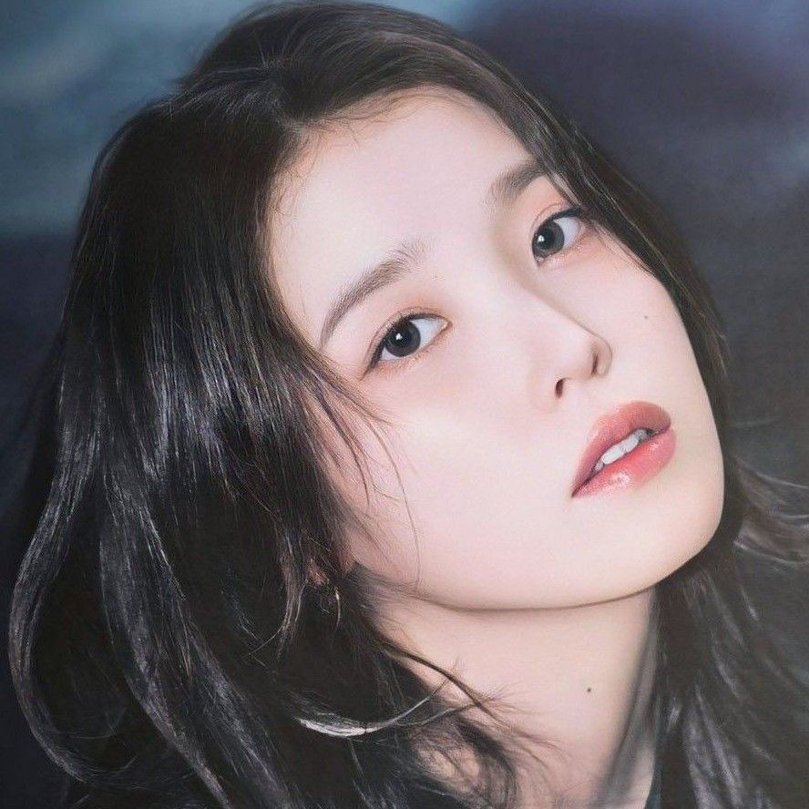 Foto terbaru dari IU