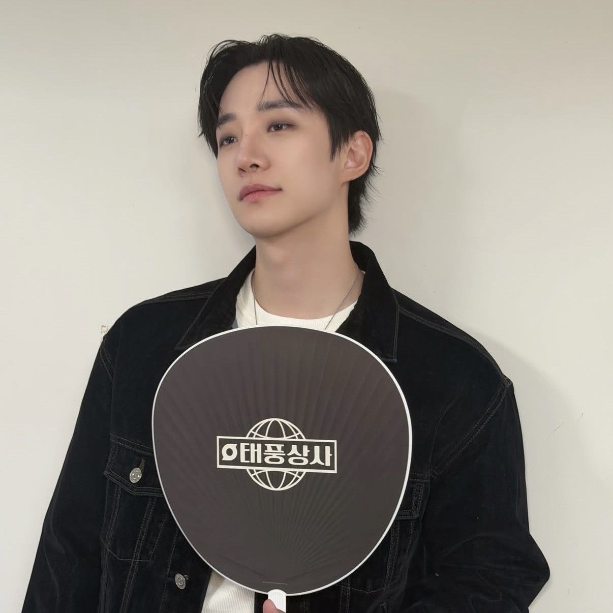 イ・ジュノの最近の活動ショット