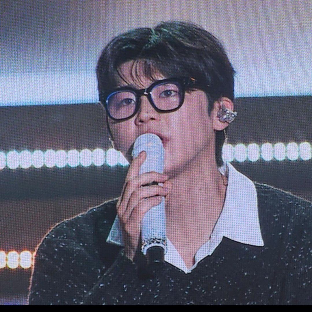 Foto kegiatan terbaru dari Park Jihyeon