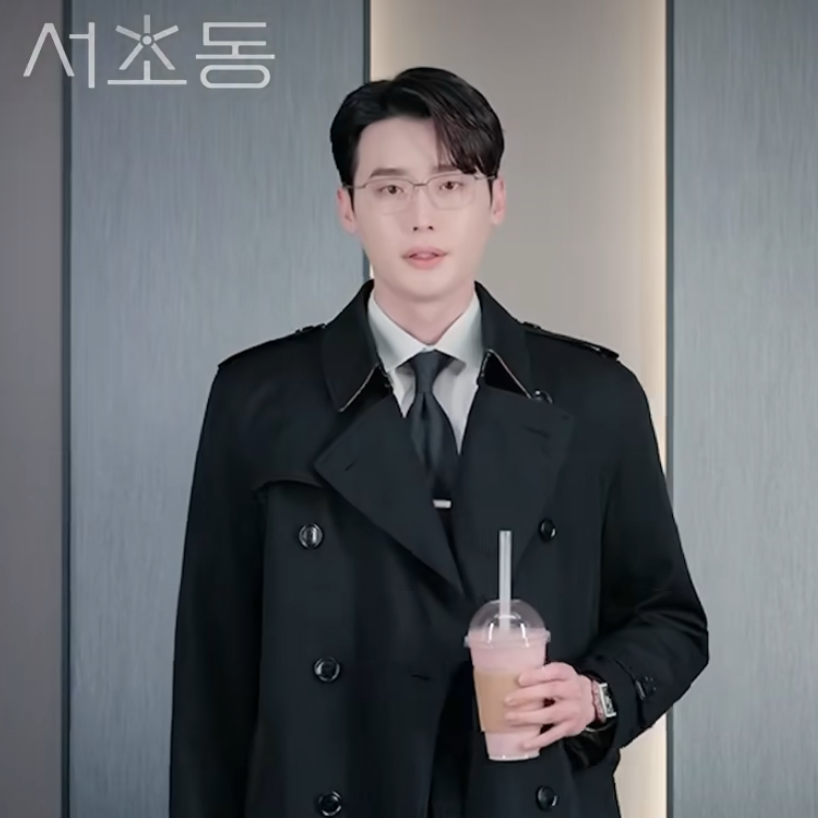 Behind-the-scenes cut of Lee Jongsuk