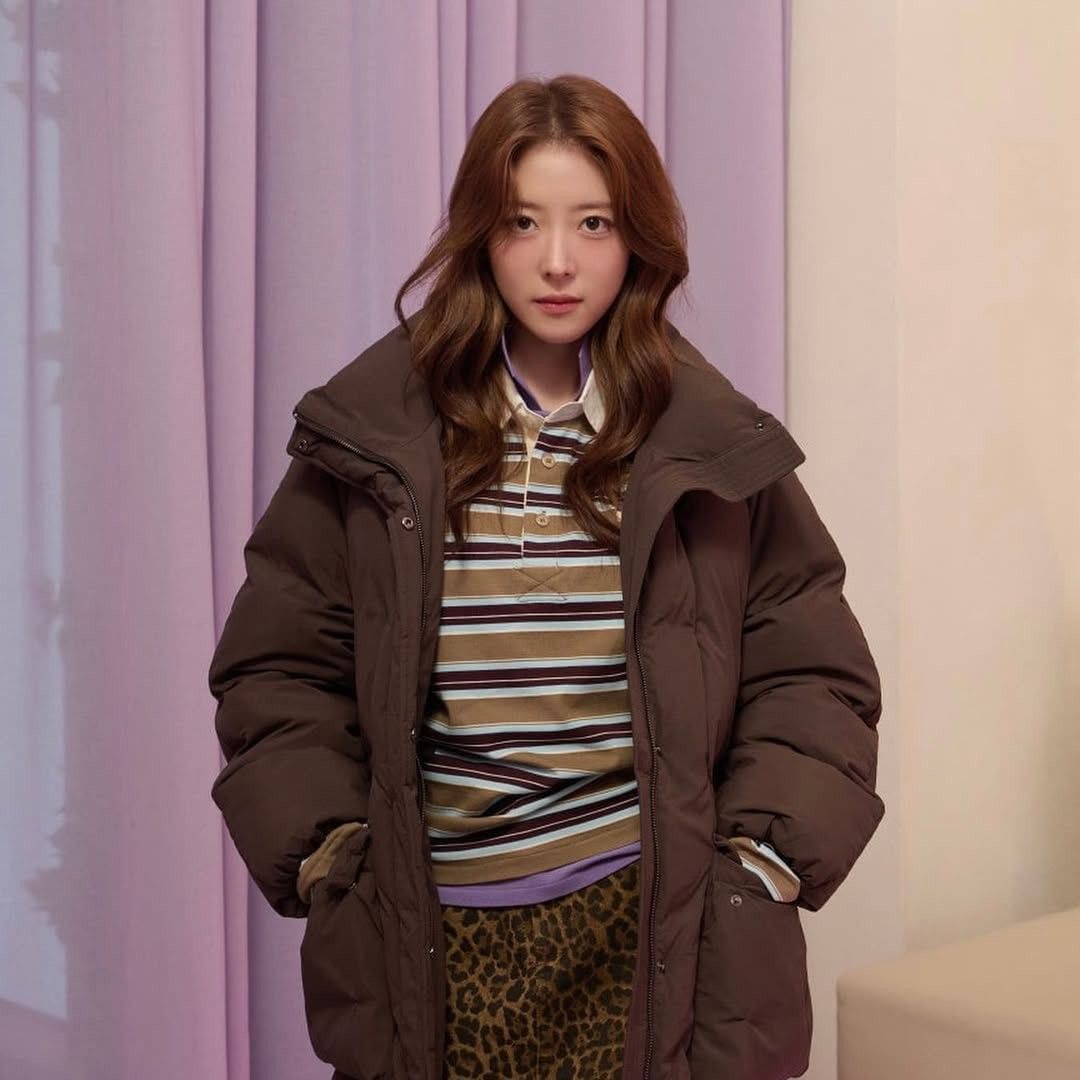 Behind-the-scenes cut of Lee Seyoung