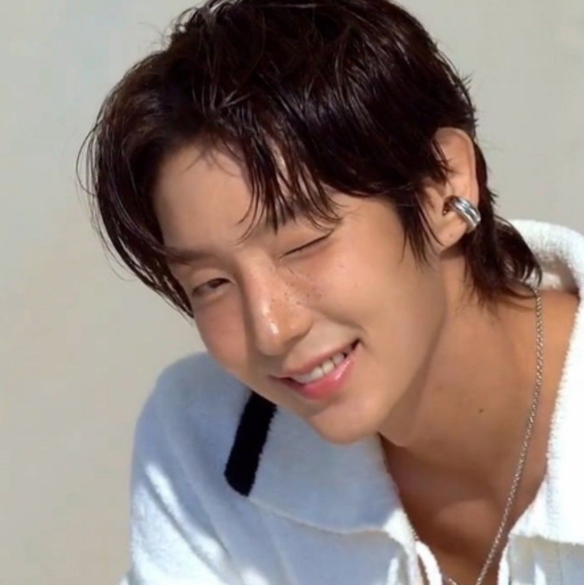 Latest photo of Lee Joongi