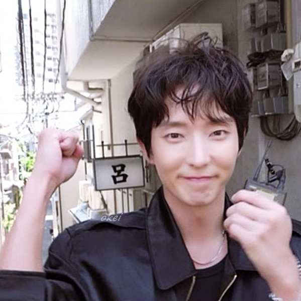 Foto terbaru dari Lee Joongi