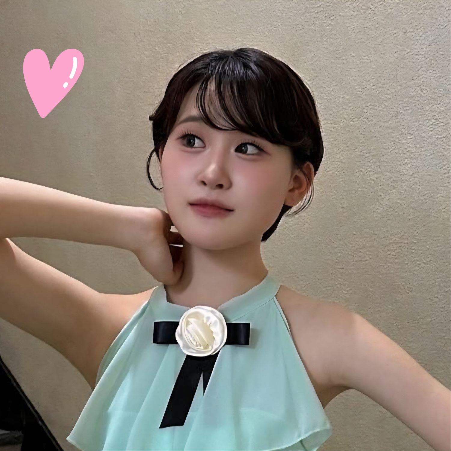 김다현의 비하인드 컷