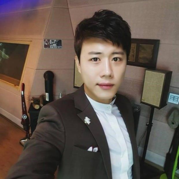 Behind-the-scenes cut of Jin Haesung