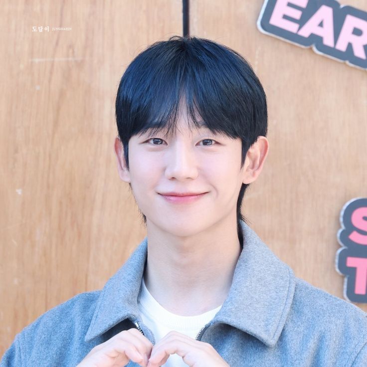 A moment captured by a fan of Jung Haein