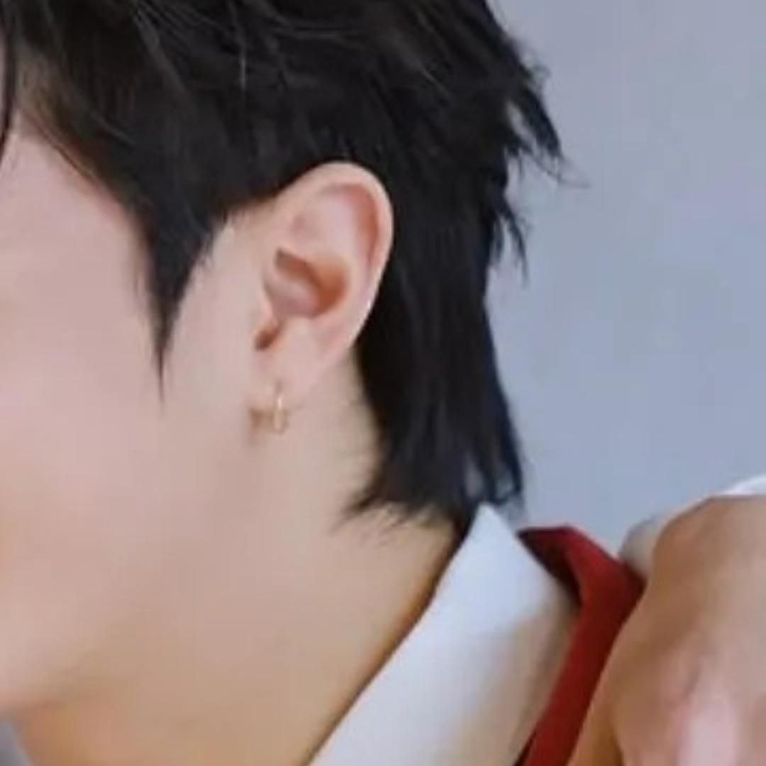 A moment captured by a fan of Est Supha Sangaworawong