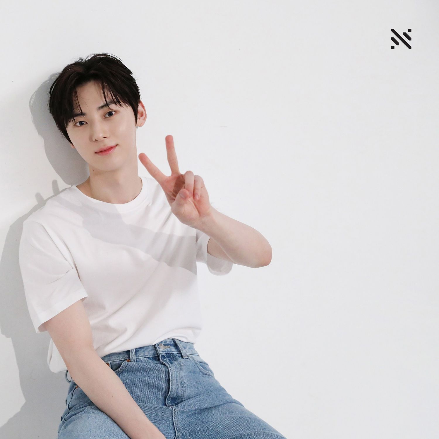 Recent activity shot of Hwang Minhyun