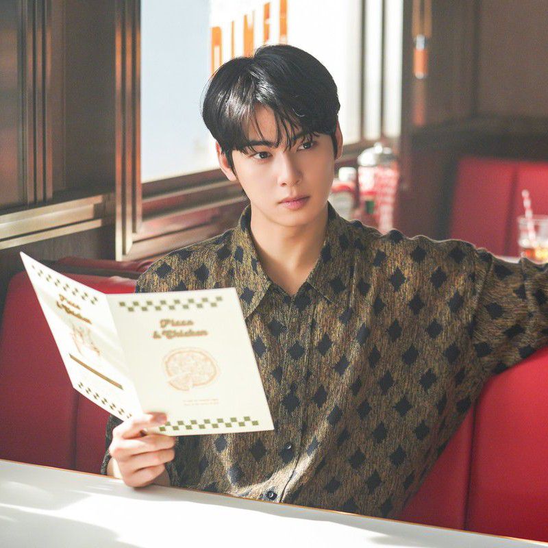 Cuplikan di balik layar dari Cha Eunwoo