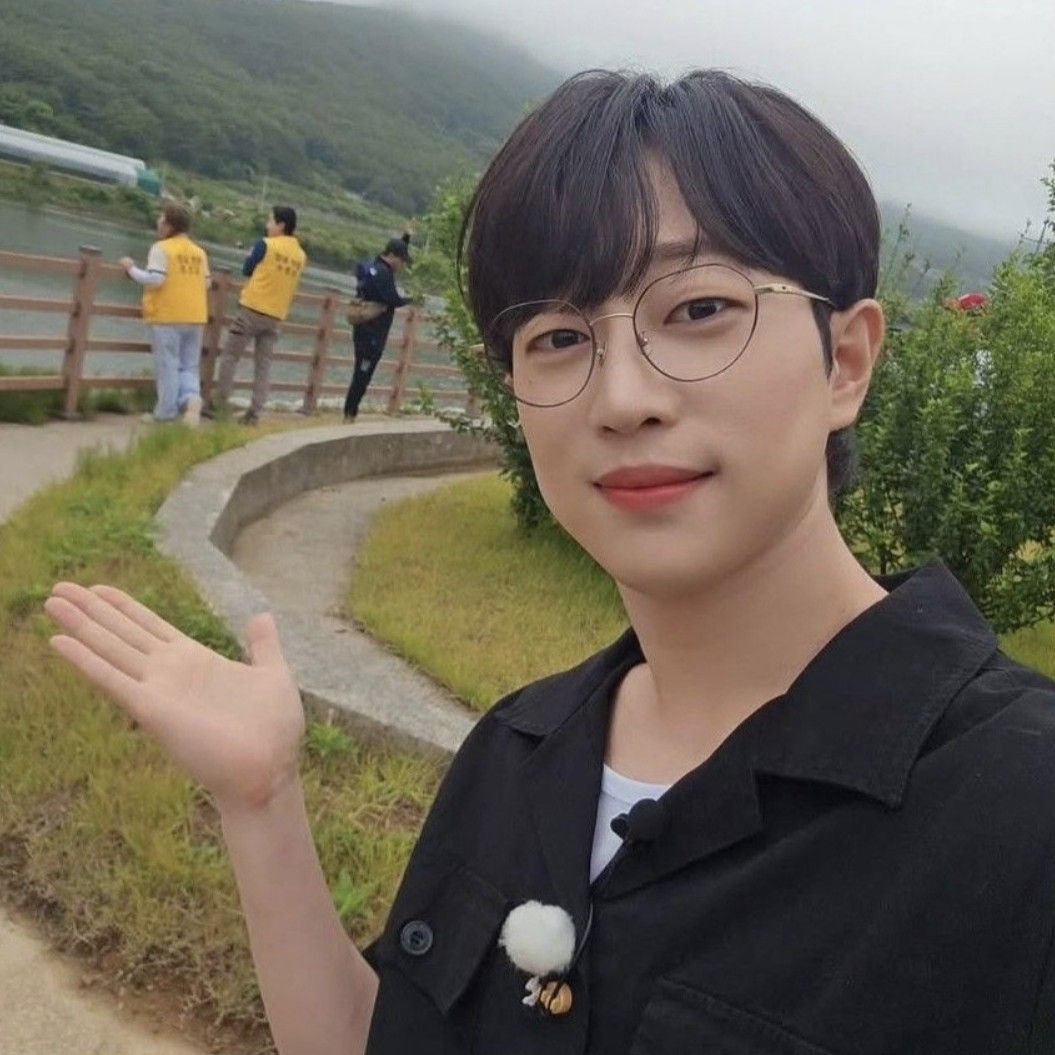 안성훈 최근 활동샷