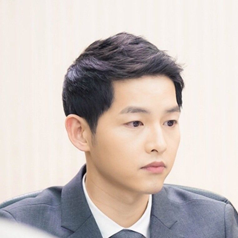 Foto kegiatan terbaru dari Song Joongki