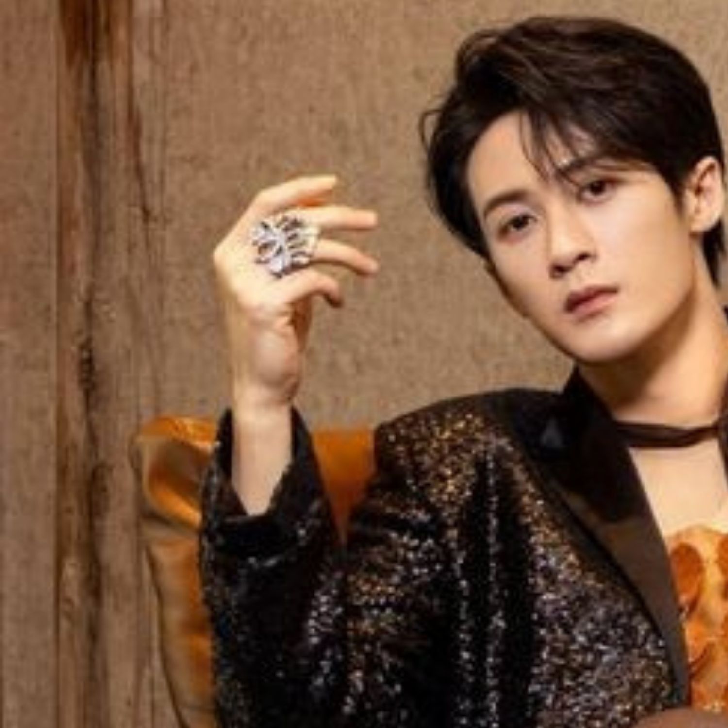 Behind-the-scenes cut of Tan Jianci