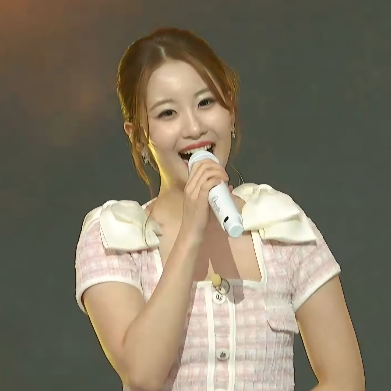 Latest photo of Oh Yujin