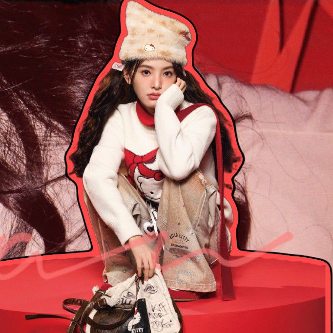 Latest photo of Zhang Ruonan