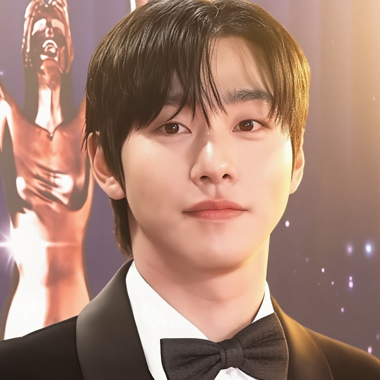 粉丝拍下的安孝燮瞬间