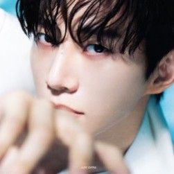 粉丝拍下的李俊昊瞬间