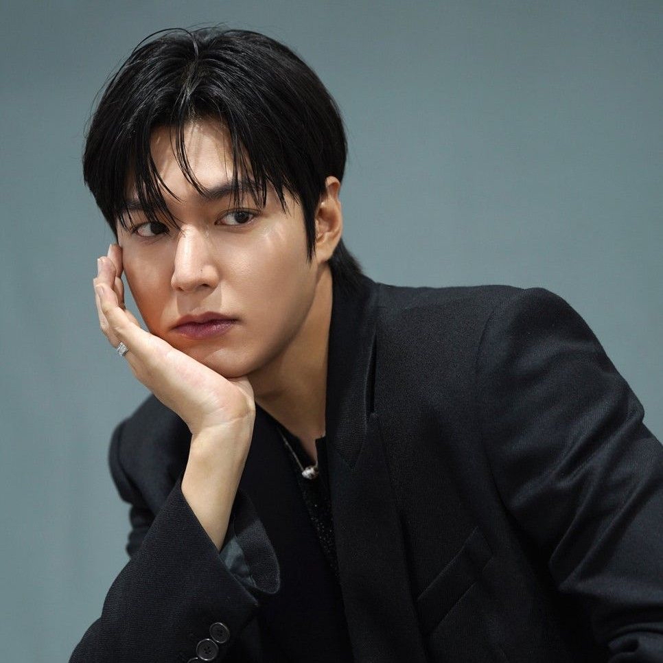 Recent activity shot of Lee Minho