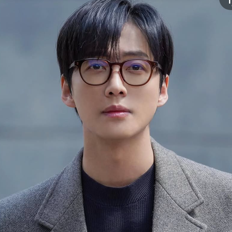 Recent activity shot of Namkoong Min