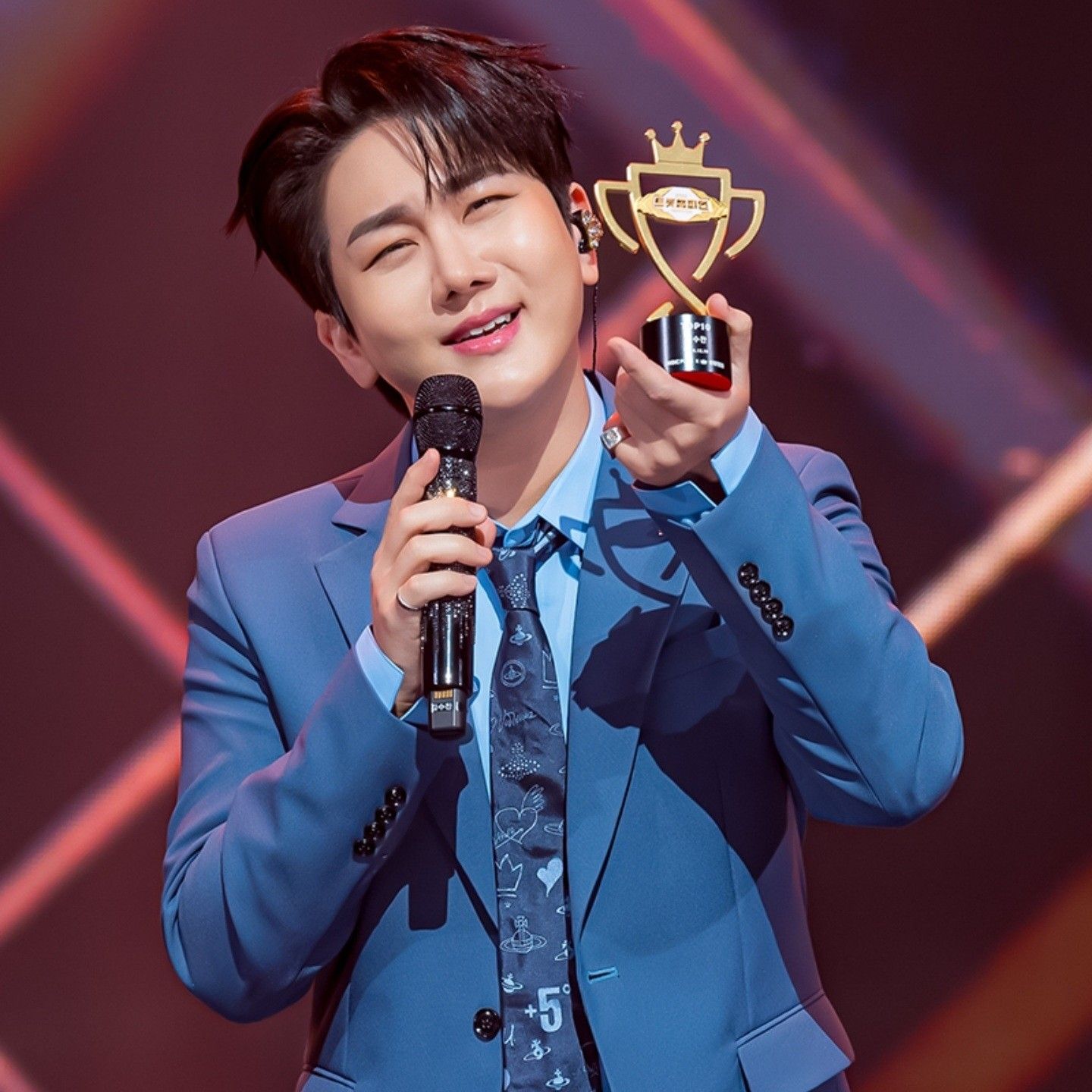 金秀瓒的最新照片