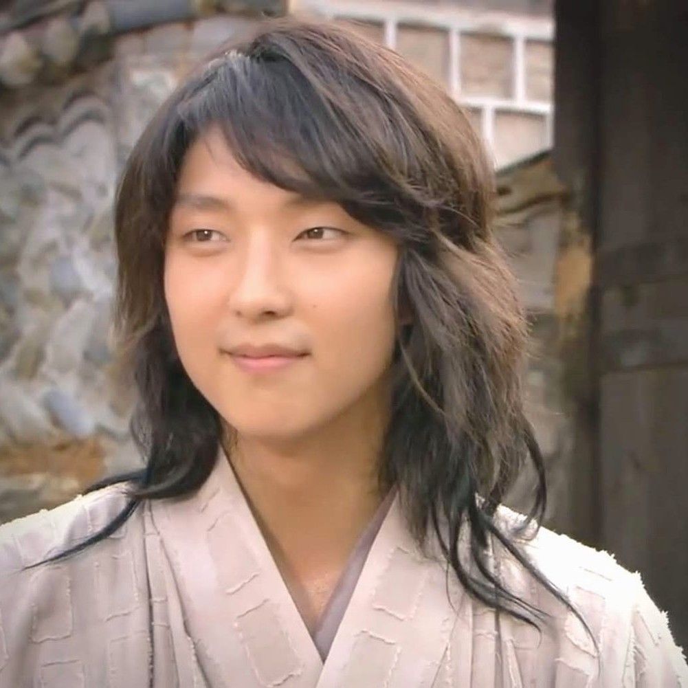 Cuplikan di balik layar dari Lee Joongi