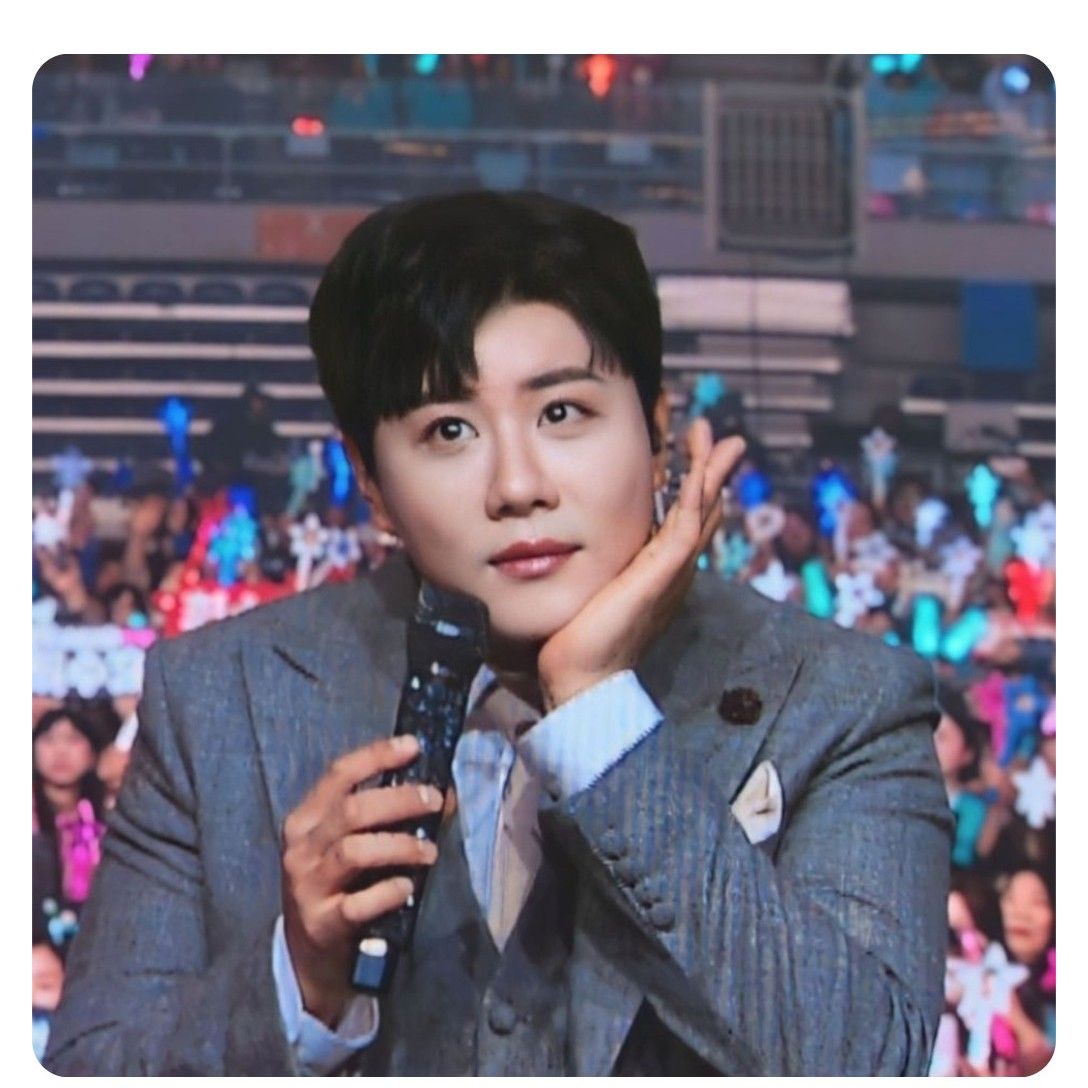 진해성의 비하인드 컷