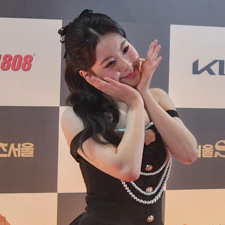 Behind-the-scenes cut of Oh Yujin