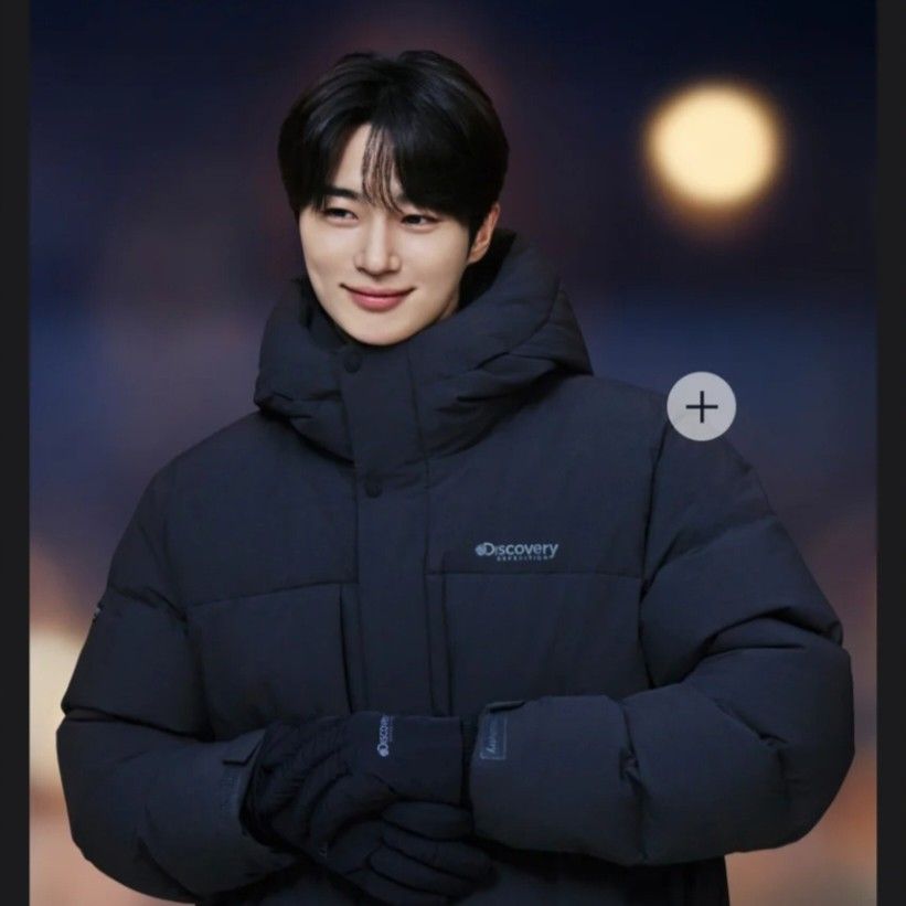 A moment captured by a fan of Byeon Wooseok