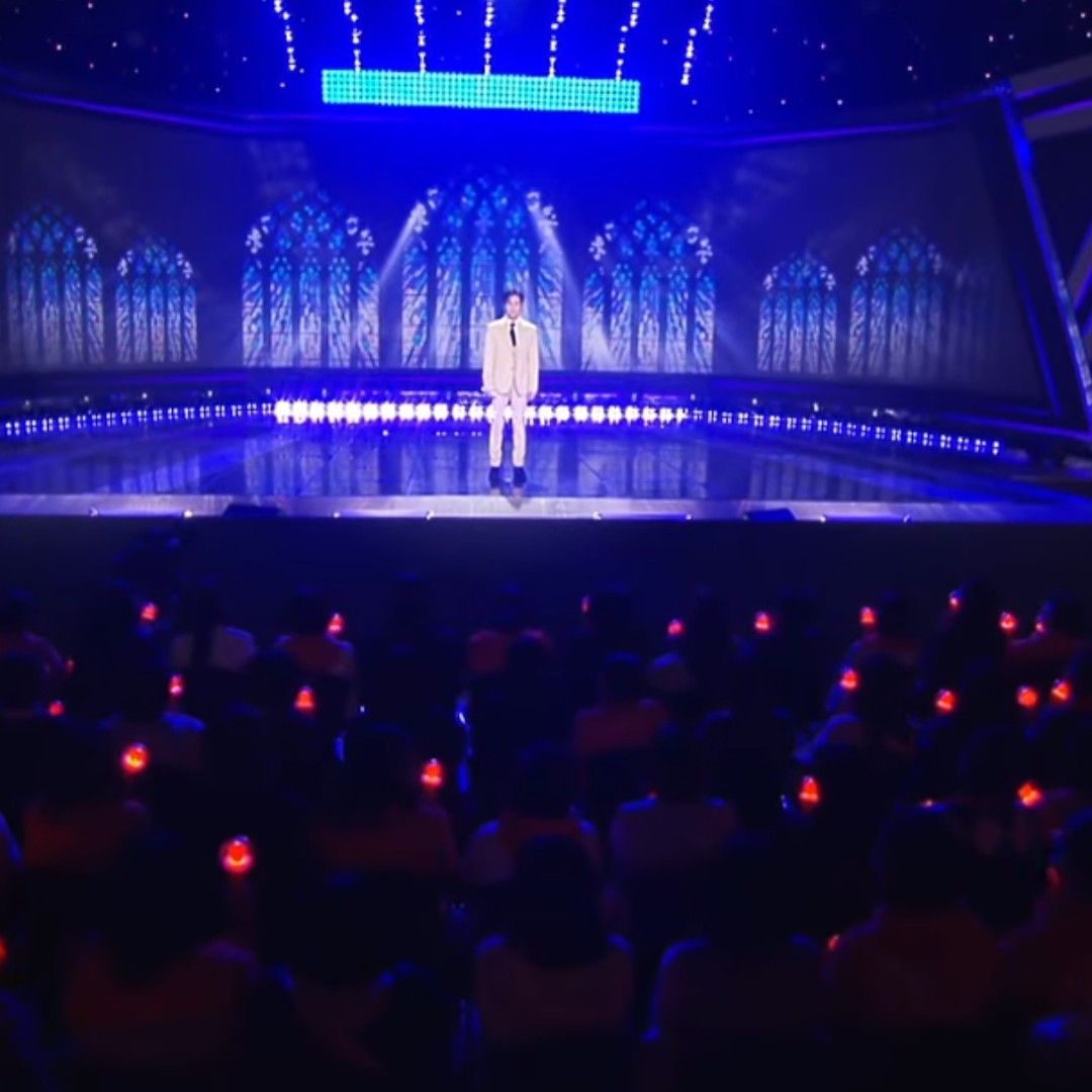 粉丝拍下的金熙栽瞬间